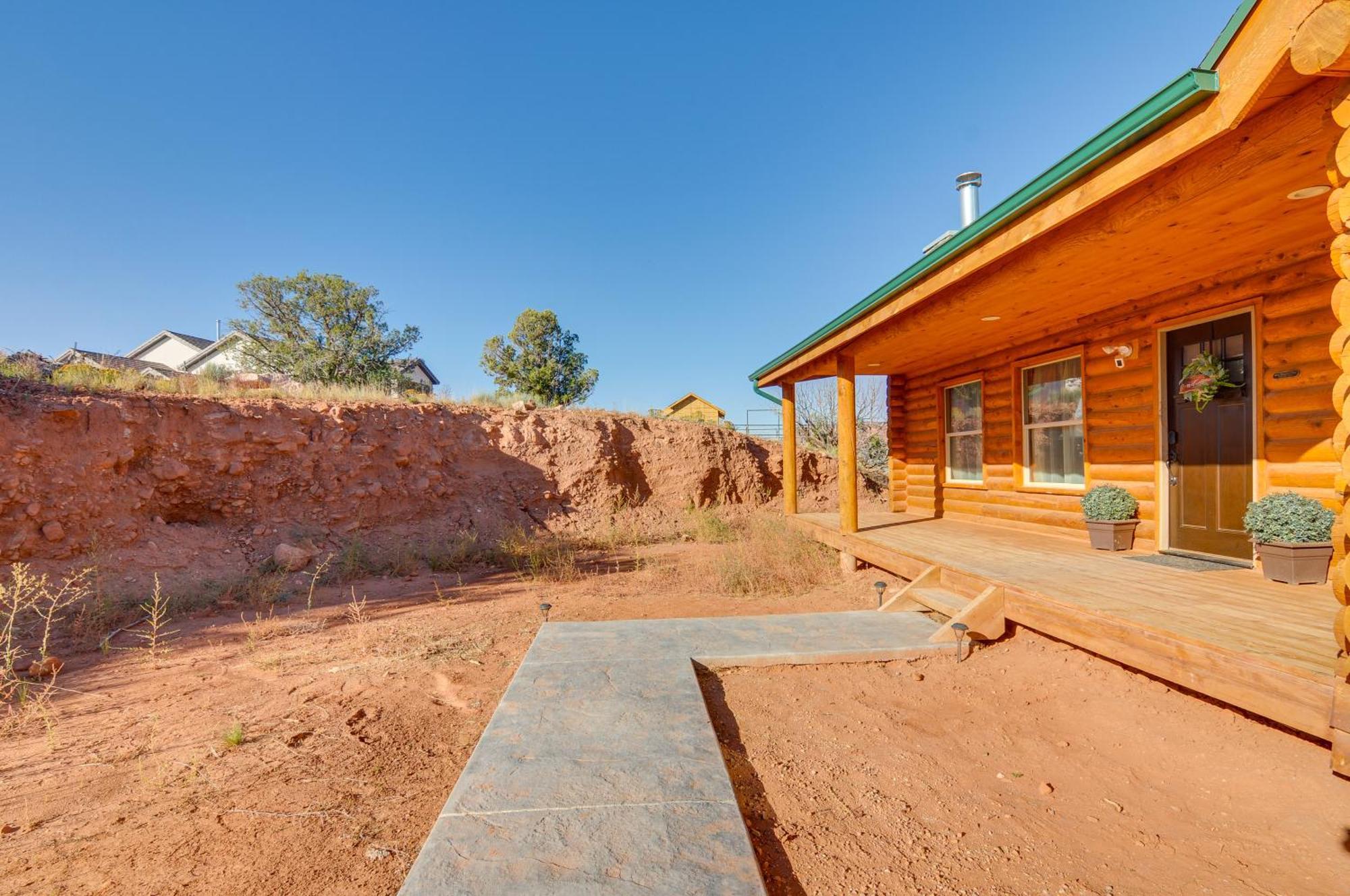 The Cliffrose Cabin - Hike, Relax, Explore! Kanab Exterior photo