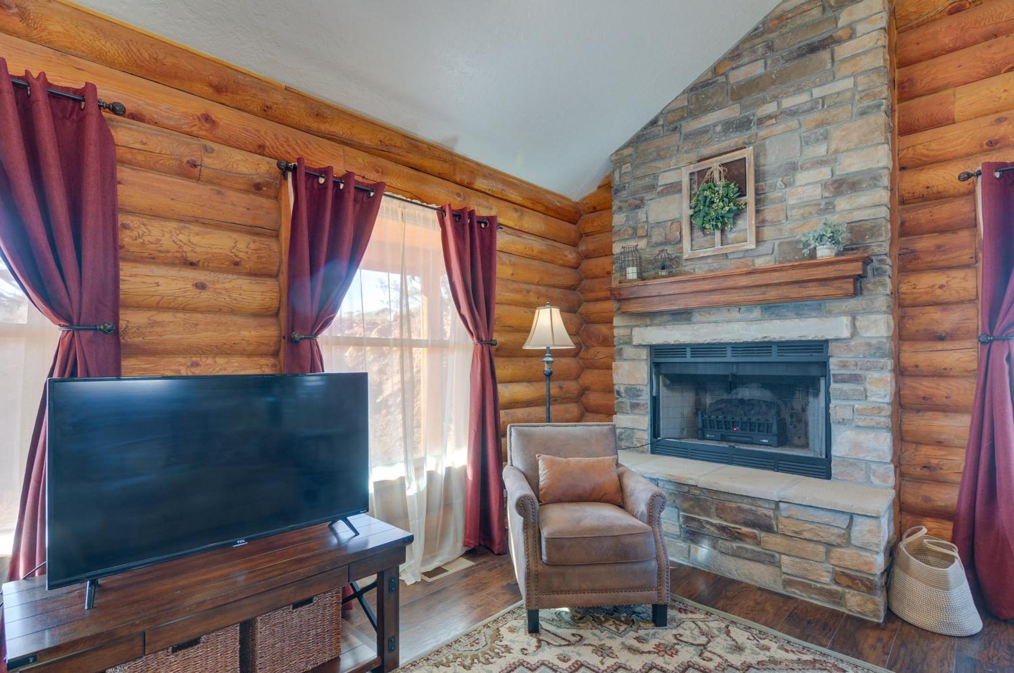 The Cliffrose Cabin - Hike, Relax, Explore! Kanab Exterior photo